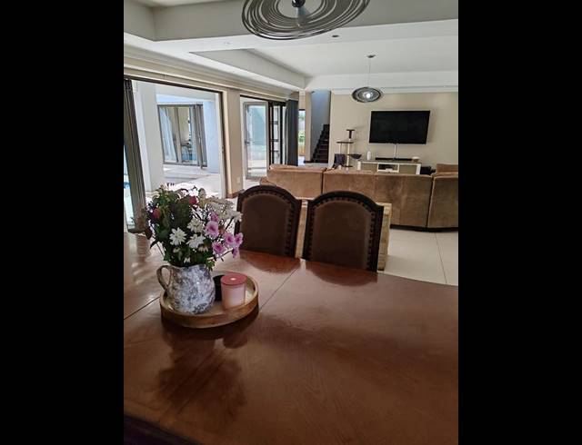 3 BEDROOM HOUSE FOR SALE IN MIDLANDS ESTATE